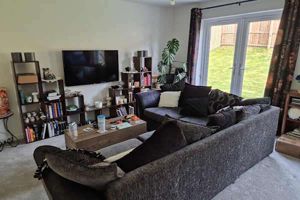 House sit in Dunfermline, United Kingdom
