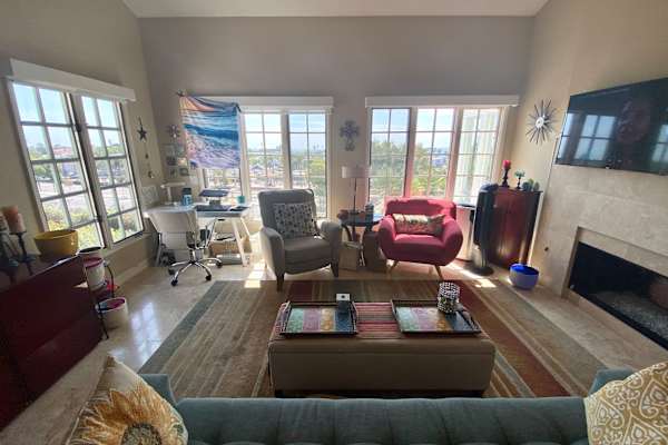 House sit in Encinitas, CA, US