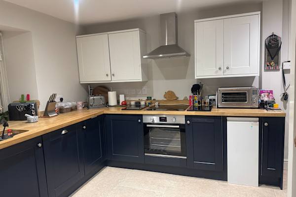House sit in Tetbury, United Kingdom