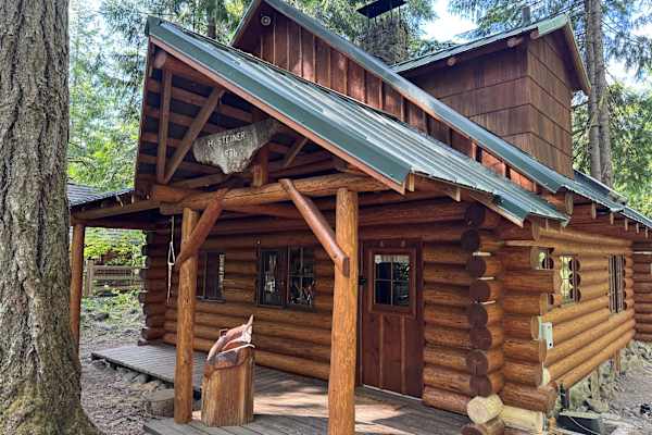 House sit in Welches, OR, US