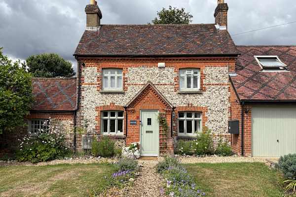 House sit in Beaconsfield, United Kingdom