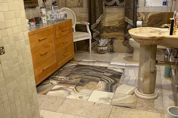 House sit in Santa Monica, CA, US