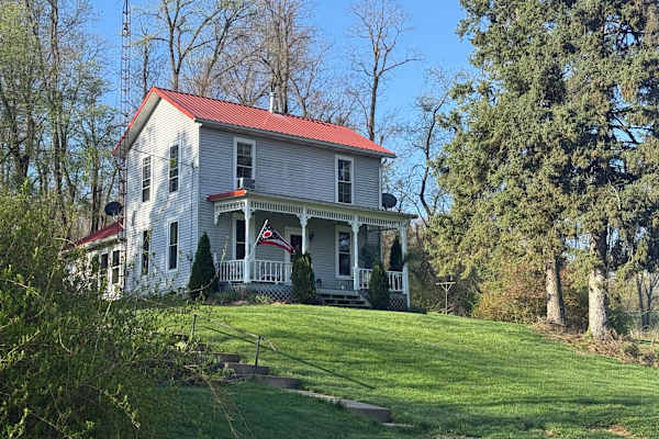 House sit in Perrysville, OH, US
