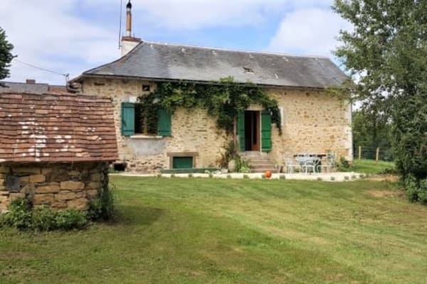 House sit in Thiviers, France