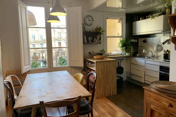 House sit in Barcelona, Spain