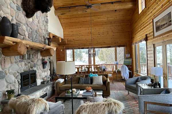 House sit in Big Sky, MT, US