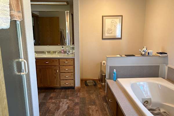 House sit in Craigmont, ID, US