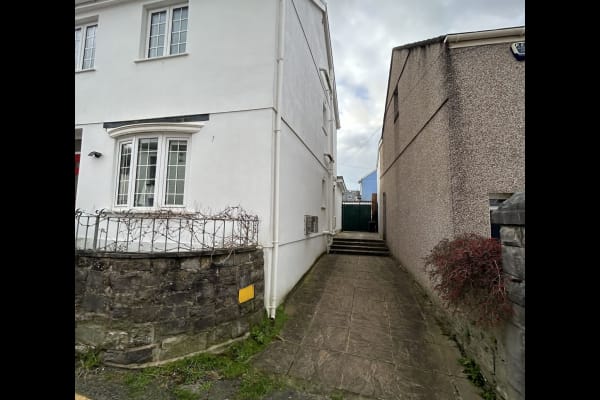 House sit in The Mumbles, United Kingdom