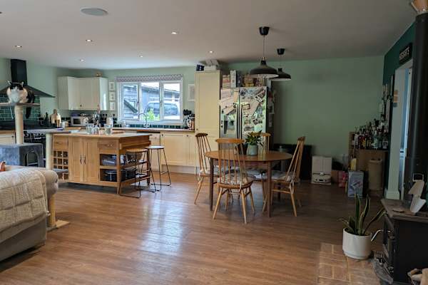 House sit in West Kingsdown, United Kingdom