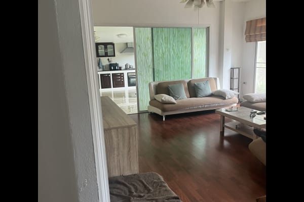 House sit in Phatthaya, Thailand
