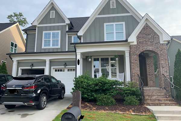 House sit in Chapel Hill, NC, US