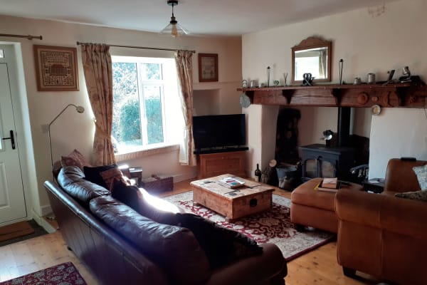 House sit in Brompton Ralph, United Kingdom