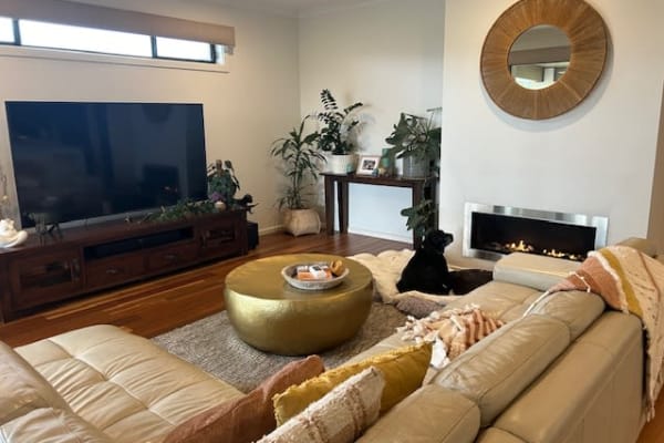 House sit in Adelaide Hills, SA, Australia