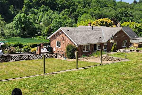 House sit in Ross on Wye, United Kingdom