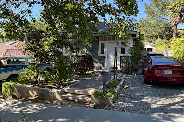 House sit in Fairfax, CA, US