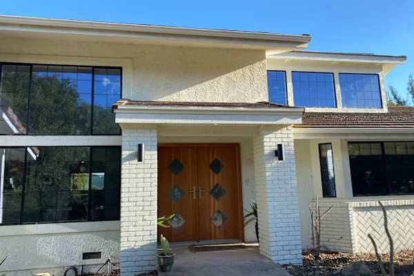 House sit in Ventura, CA, US