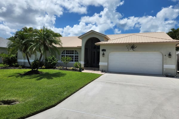 House sit in Fort Myers, FL, US