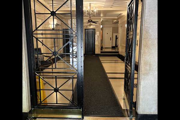 House sit in New York City, NY, US