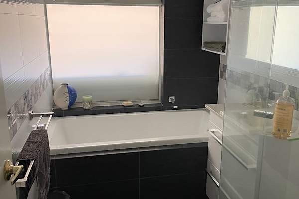 House sit in Picton Junction, WA, Australia