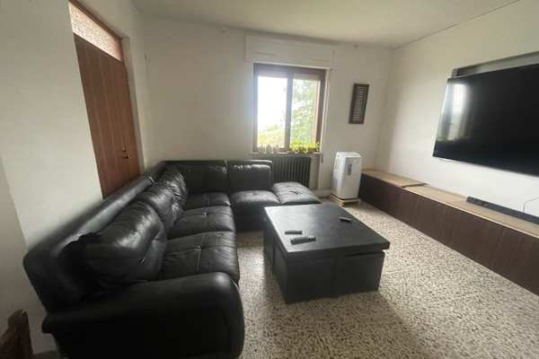 House sit in Bisenti, Italy