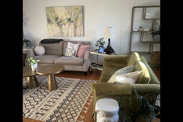 House sit in Calgary, AB, Canada