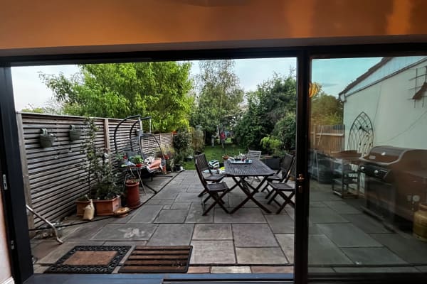 House sit in South Wimbledon, United Kingdom