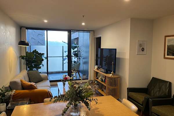 House sit in Melbourne, VIC, Australia