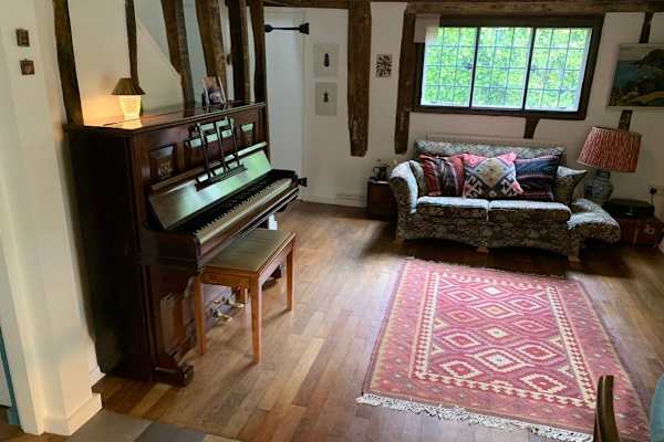 House sit in Godalming, United Kingdom