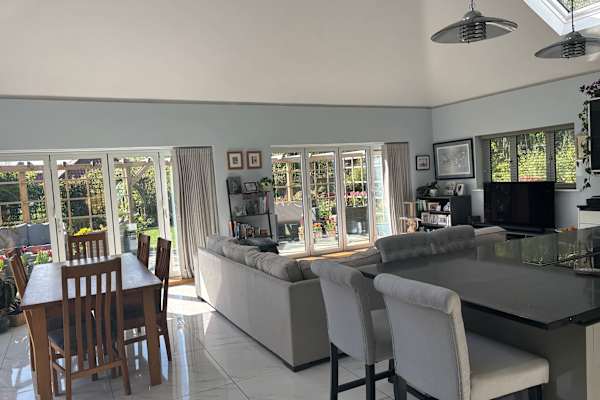 House sit in Lincoln, United Kingdom