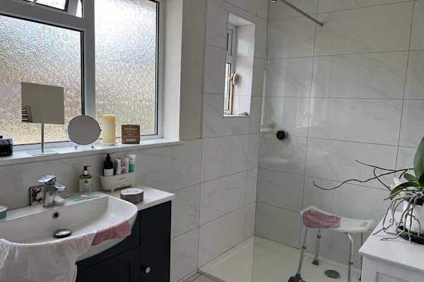 House sit in Dorchester, United Kingdom