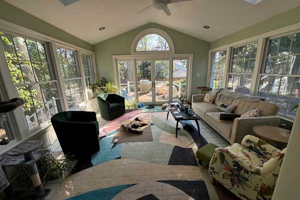 House sit in Falls Church, VA, US