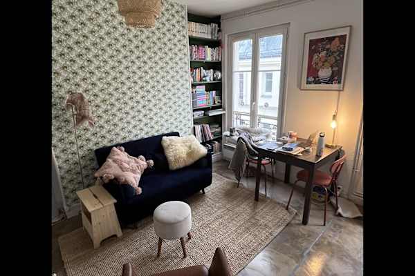 House sit in Paris, France