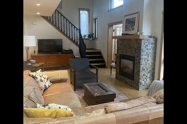 House sit in Canmore, AB, Canada