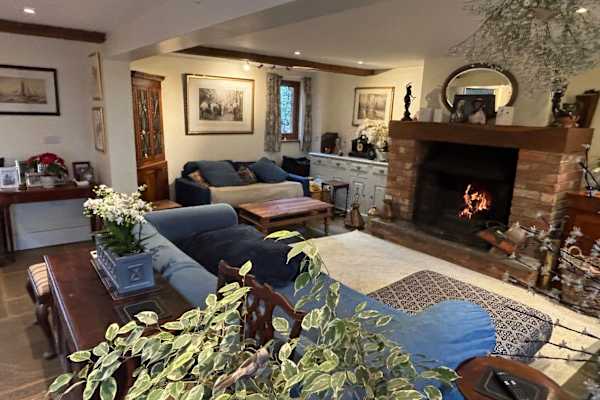 House sit in Hampton Lucy, United Kingdom