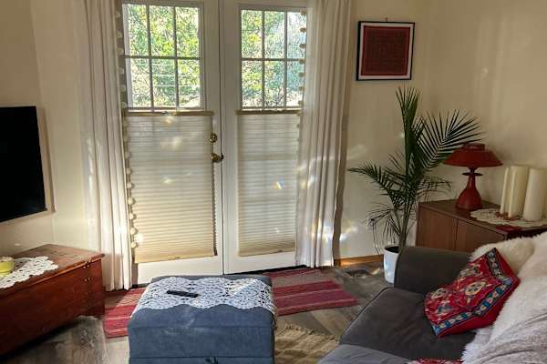 House sit in Ashland, OR, US