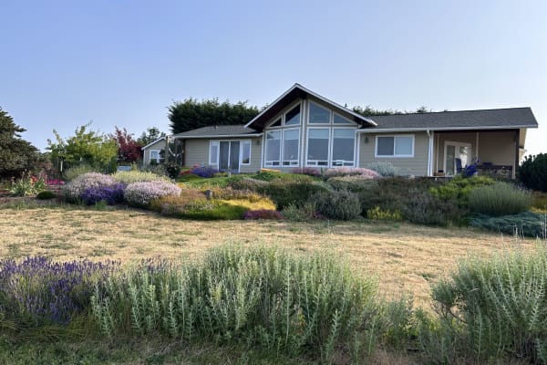 House sit in Sequim, WA, US