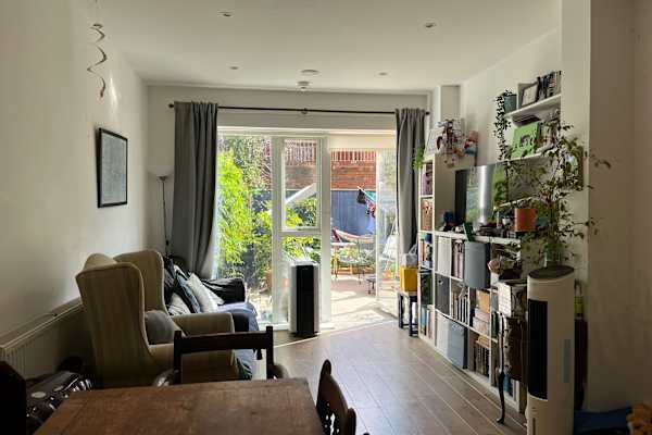 House sit in London, United Kingdom