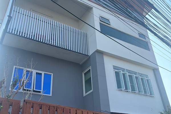 House sit in Chiang Mai, Thailand