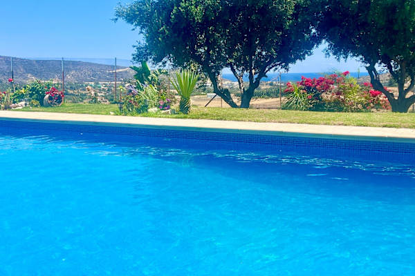 House sit in Pyrgos, Cyprus