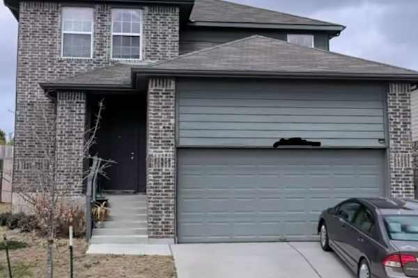 House sit in Pflugerville, TX, US