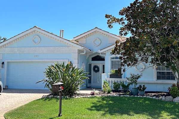 House sit in Venice, FL, US