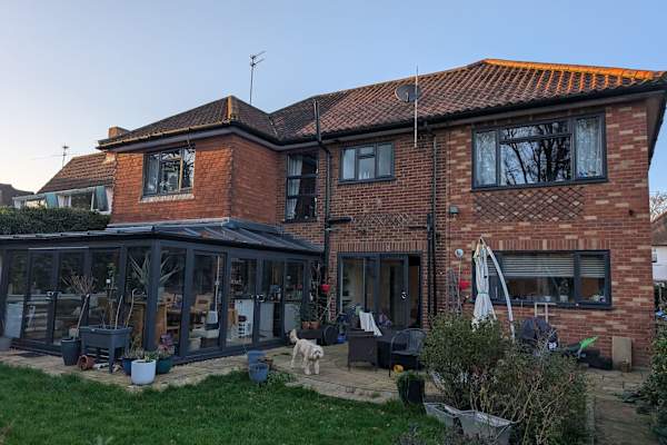 House sit in Twickenham, United Kingdom