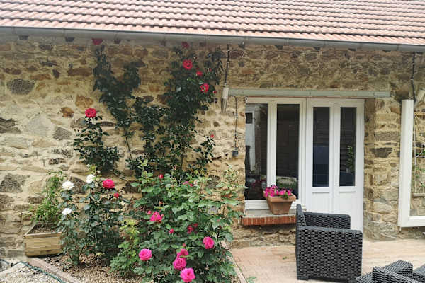 House sit in Saint-Yrieix-la-Perche, France