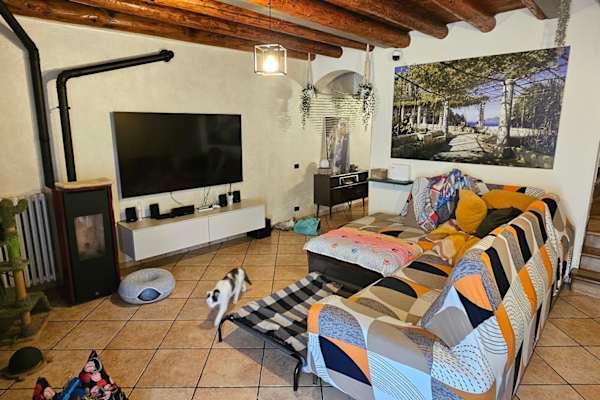 House sit in Verona, Italy