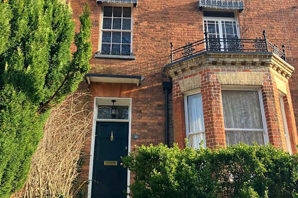 House sit in Oxford, United Kingdom