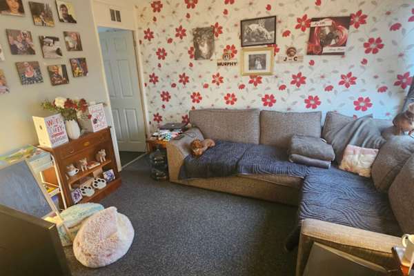 House sit in Lydney, United Kingdom