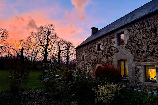 House sit in Plénée-Jugon, France