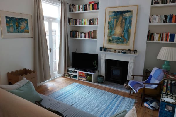 House sit in Brixton Hill, United Kingdom