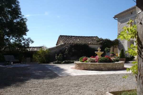 House sit in Montaigu-de-Quercy, France