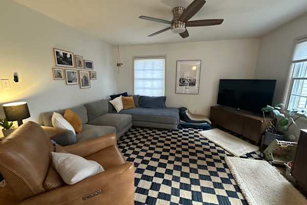 House sit in West Asheville, NC, US